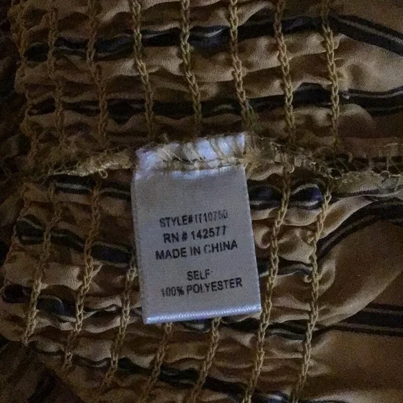 🌼FOR BUNDLE ONLY🌼Iris Top 🌼 - Picture 8 of 9